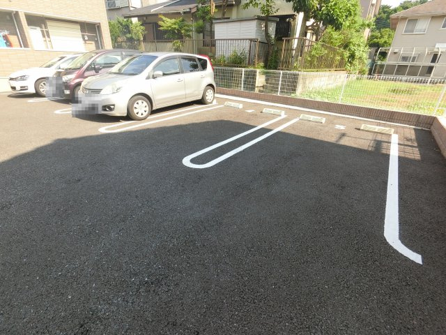 【駐車場】