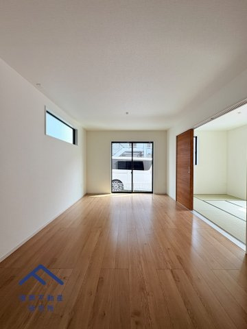 城南区西片江２丁目　戸建ての居間・リビング