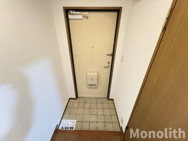 フォンテーヌ和泉の玄関