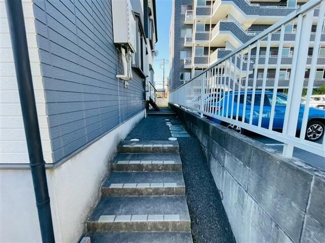 プレジャーハイム妙典のエントランス