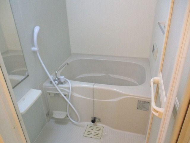 セカンドステージ(E-141)の浴室