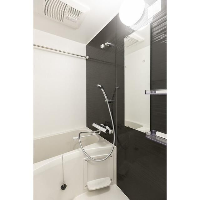 エスタート亀有の浴室