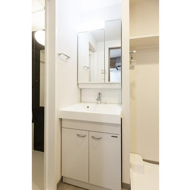 エスタート亀有の洗面所