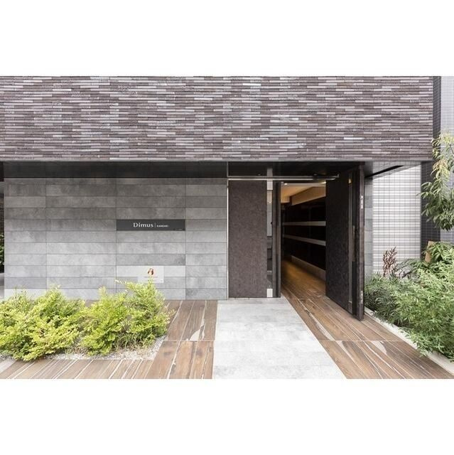 エスタート亀有のエントランス