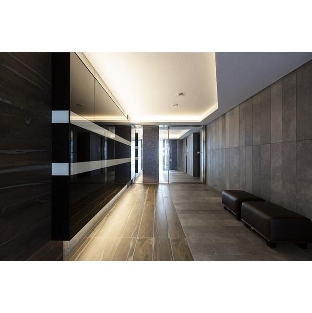 エスタート亀有のエントランス