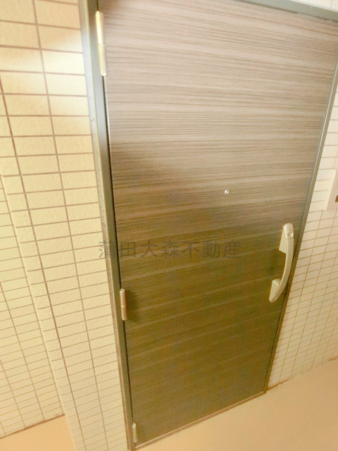 バレーヌ大森山王の玄関