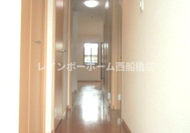 アベニューサイド本郷の玄関