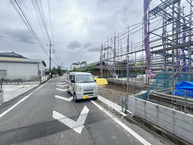 新築　高崎市乗附町1期　2号棟の前面道路含む現地写真|北側接道幅員約5.2ｍ　