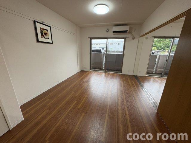 Ｅｓｔａｔｅ山王の居間・リビング