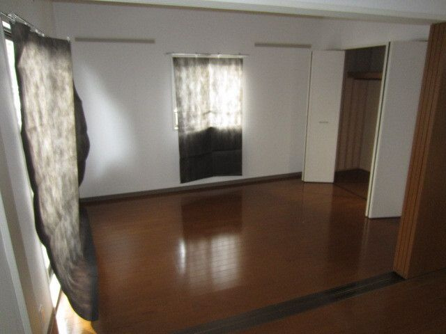 Ｅｓｔａｔｅ山王の居間・リビング