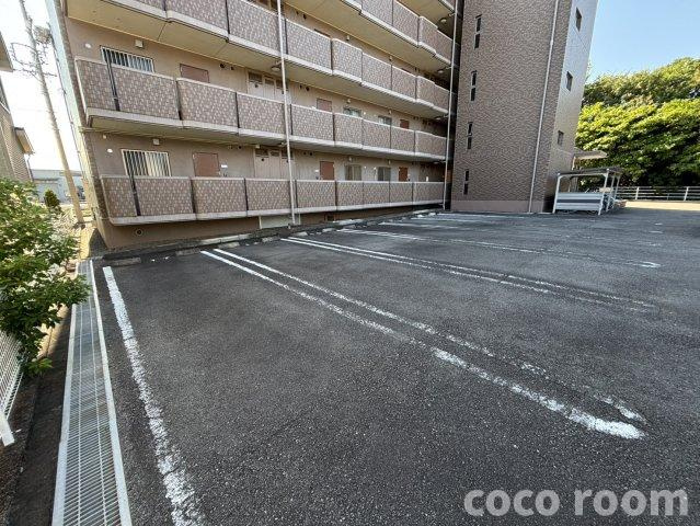 Ｅｓｔａｔｅ山王の駐車場