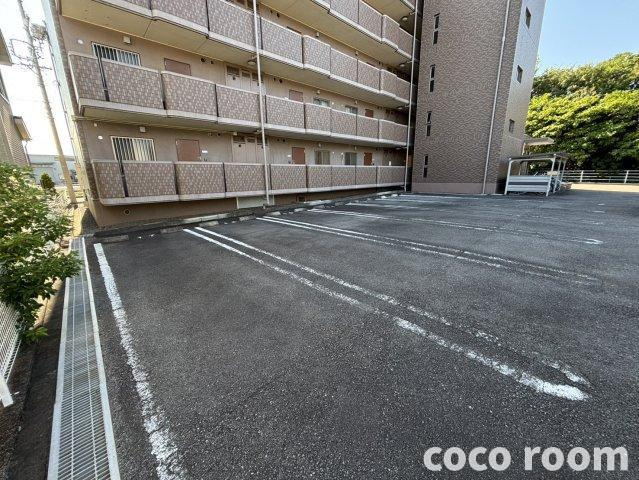Ｅｓｔａｔｅ山王の駐車場