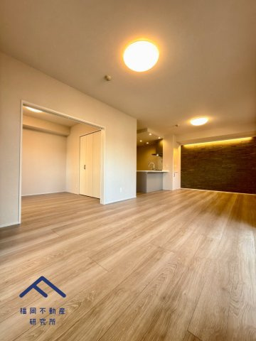 アンピール舞鶴の居間・リビング