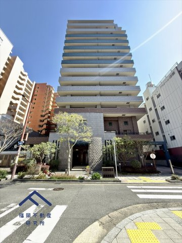 アンピール舞鶴の外観