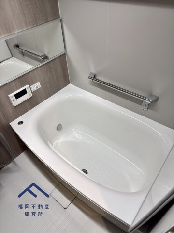 アンピール舞鶴の浴室