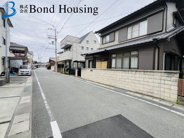 「敷地48坪」沢野南町　築48年の前面道路含む現地写真