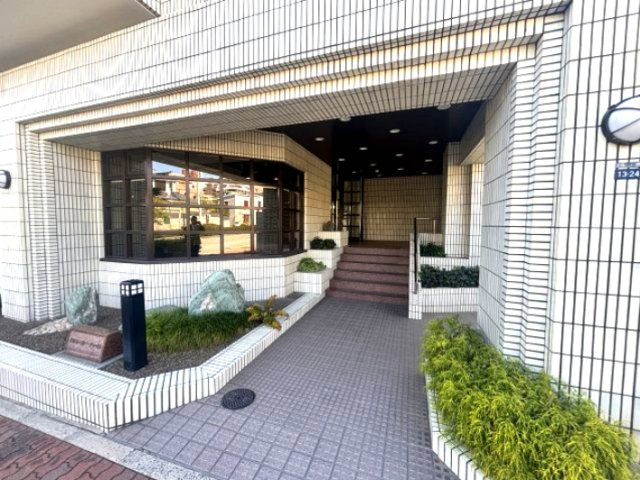 御影城の前パークハイムのエントランス
