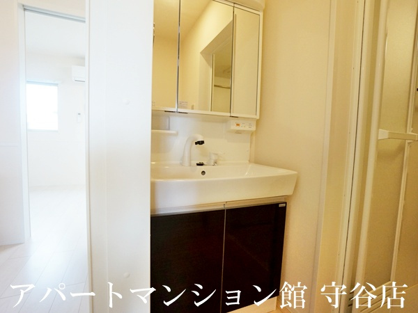 Last　Noteの独立洗面台|類似です