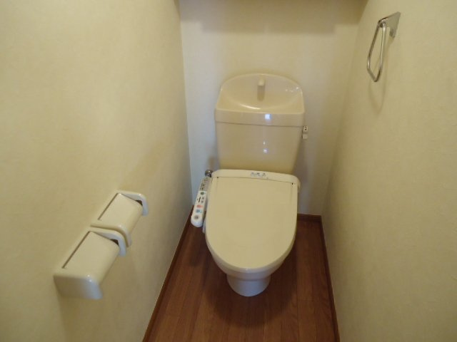 シャワー付トイレ