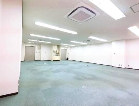 三旺ビルの内装