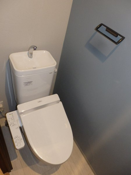 新品家具付きマンション府中町1(KaGood東京)のトイレ