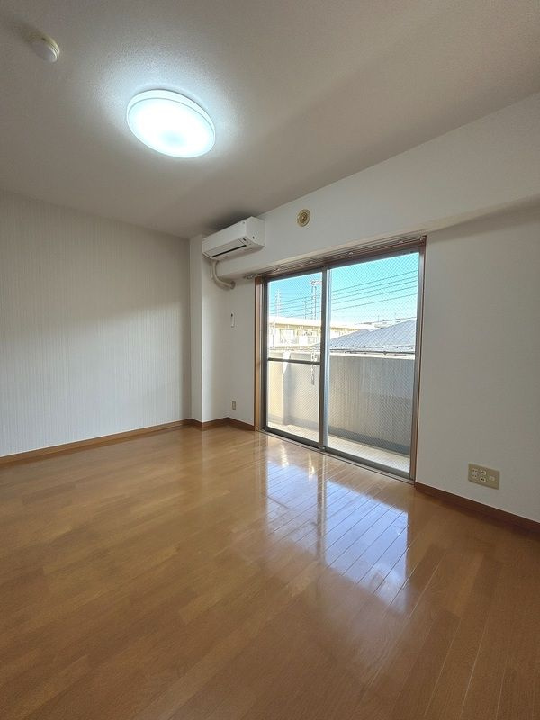 ザ・レジデンス行徳Ⅱの居間・リビング