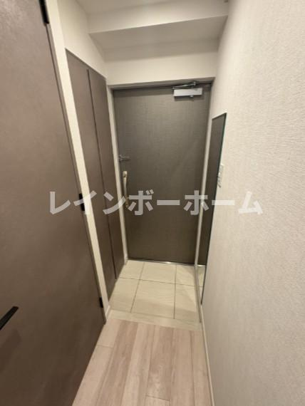 アイルプレミアム東京西新井の玄関