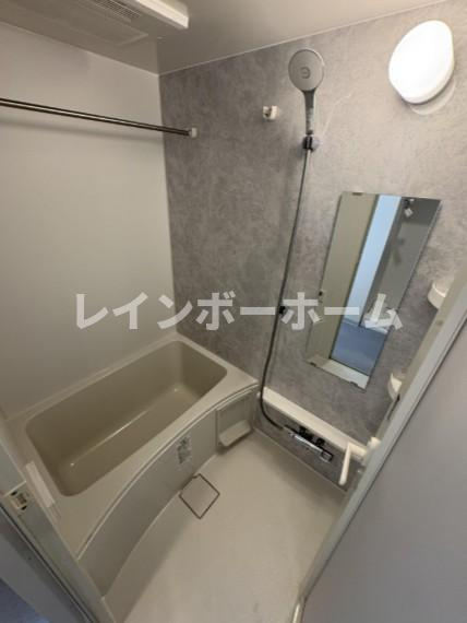 アイルプレミアム東京西新井の浴室