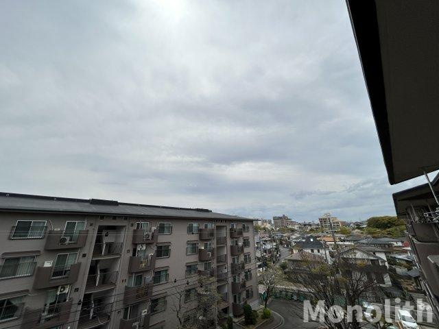 新檜尾台第2次住宅5号棟の展望