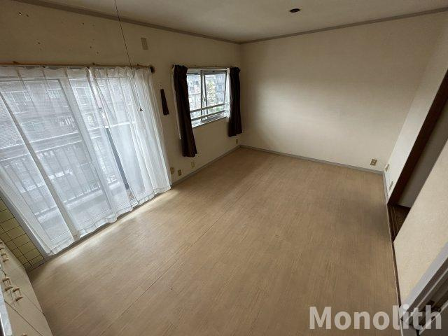 新檜尾台第2次住宅5号棟の内装