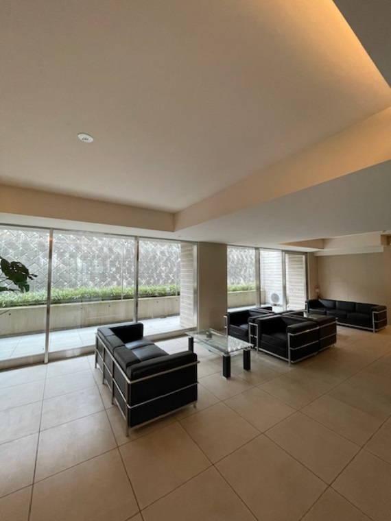 アンビシャス朝霞台のロビー