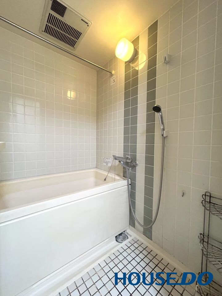 シーザーパレス山の手１の浴室