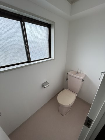 メゾン・ド・ファミーユのトイレ|コンパクトで使いやすいトイレです