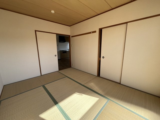 サンマーブルの和室|6帖和室※反転間取りの３０１号室のお写真です