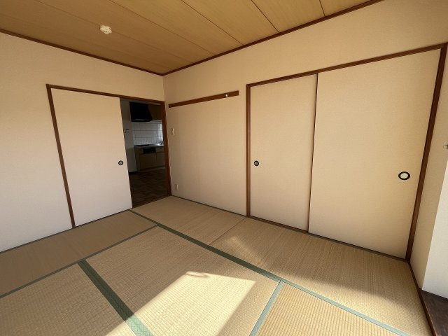 サンマーブルの和室|6帖和室※反転間取りの３０１号室のお写真です