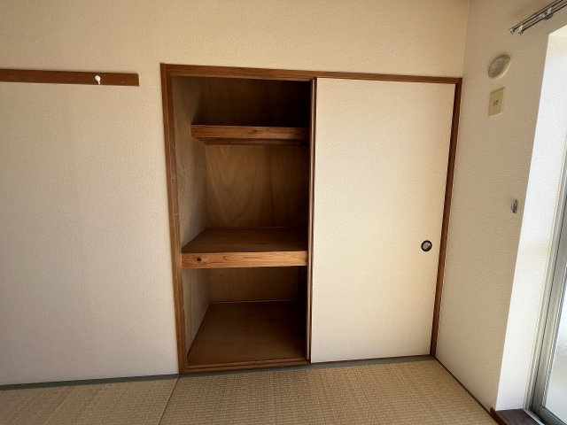 サンマーブルの収納|6帖和室　収納※反転間取りの３０１号室のお写真です