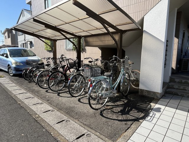 サンマーブルのその他共用部分|駐輪場※反転間取りの３０１号室のお写真です