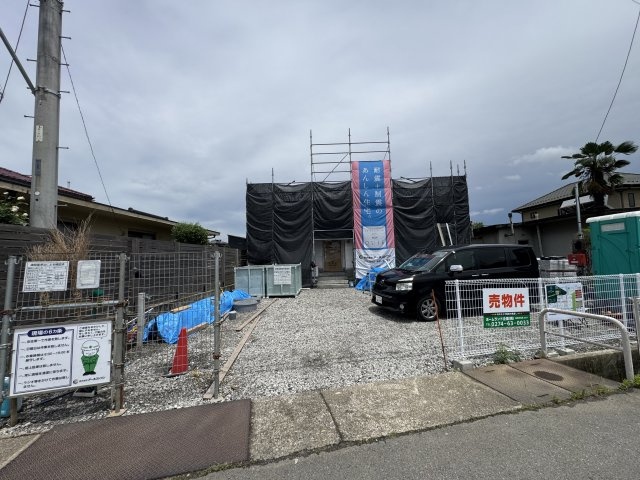新築　富岡市一ノ宮第2　クレイドルガーデン　1号棟の駐車場|　駐車スペースは並列2台分可能です！
