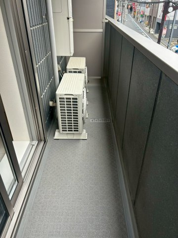 ラヴィエール本郷のバルコニー