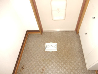 【玄関】 | ※同一仕様・別号室の参考写真