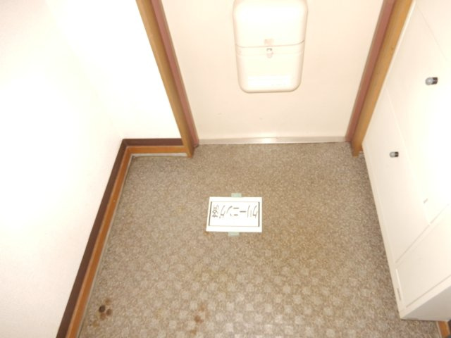 【玄関】 | エクセラン成城 | ※同一仕様・別号室の参考写真