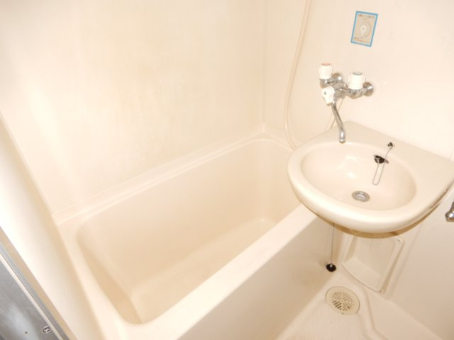 【浴室】 | エクセラン成城 | ※同一仕様・別号室の参考写真