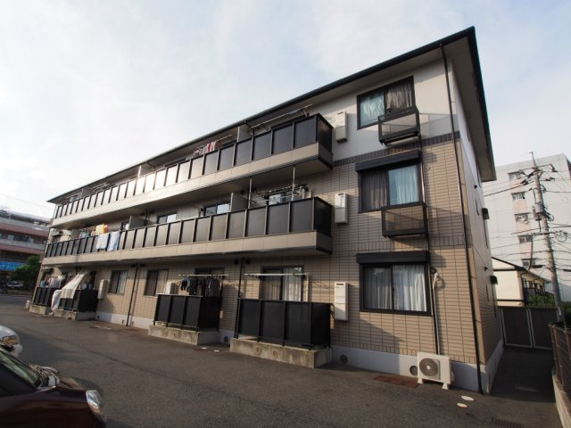 クレッシェンド今村の外観
