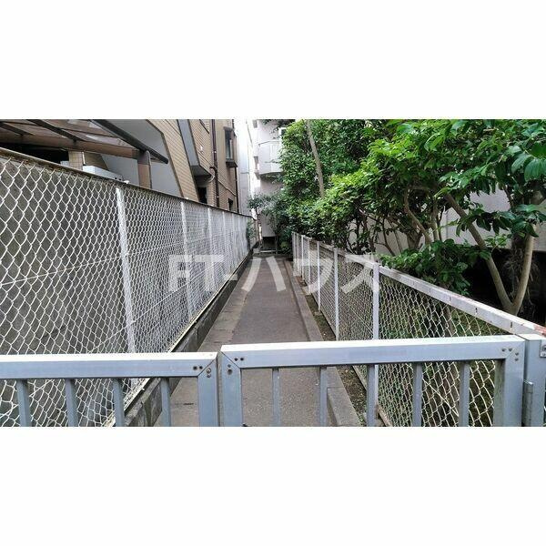 ＬＥＯ拾八番館のバルコニー