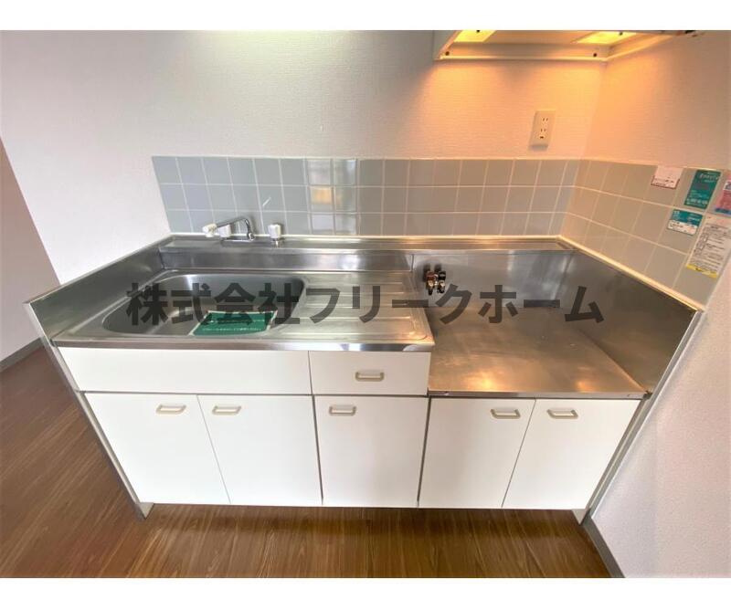 三鷹市下連雀３丁目の賃貸マンションのキッチン