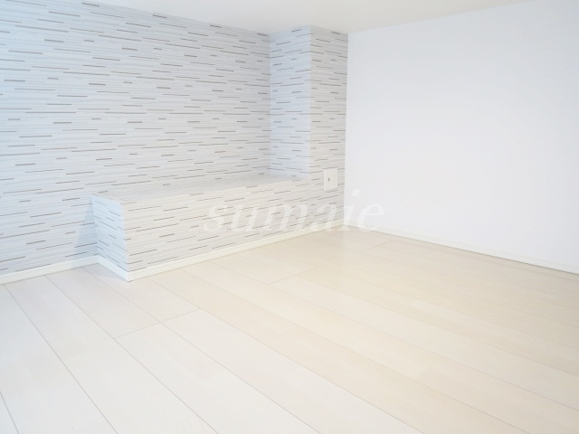 ソレイユ上十条の居間・リビング|ロフトスペースです☆