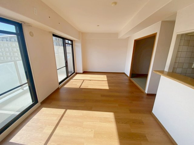 クレアール宝塚の居間・リビング