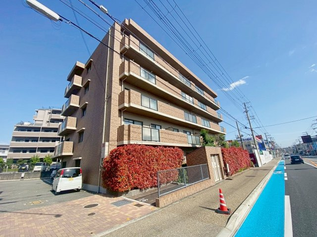 クレアール宝塚の外観