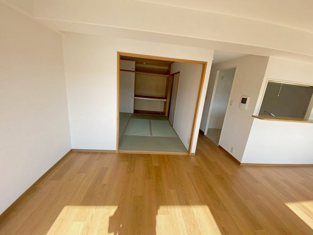 クレアール宝塚の居間・リビング