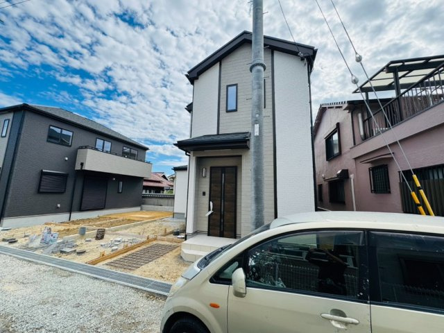 現地モデル即内覧可　魚住町西岡1594番　全4棟　D号棟の外観：施工例